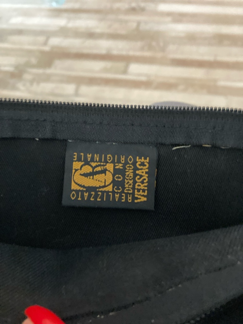 Versace Black and Gold Logo Zip Pouch - Picture 3 of 3